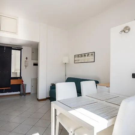 Apartment Cadibona 16 - Calvairate District *